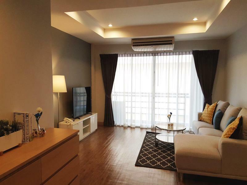 Ploen Place Residence Pattaya Buitenkant foto
